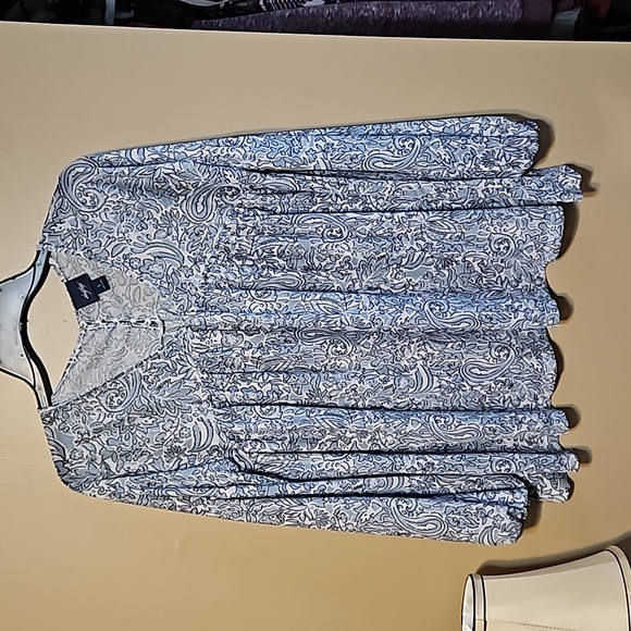 NWOT Daytrip Floral Mesh Top - Picture 5 of 8